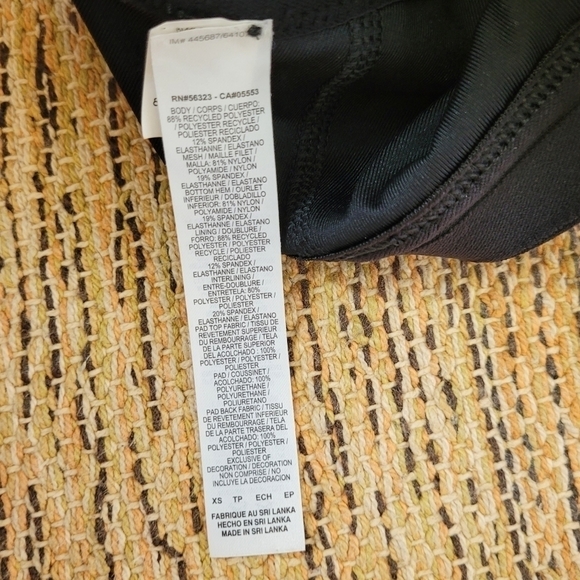 Nike Drifit Sports Bra High Neck - Picture 6 of 7